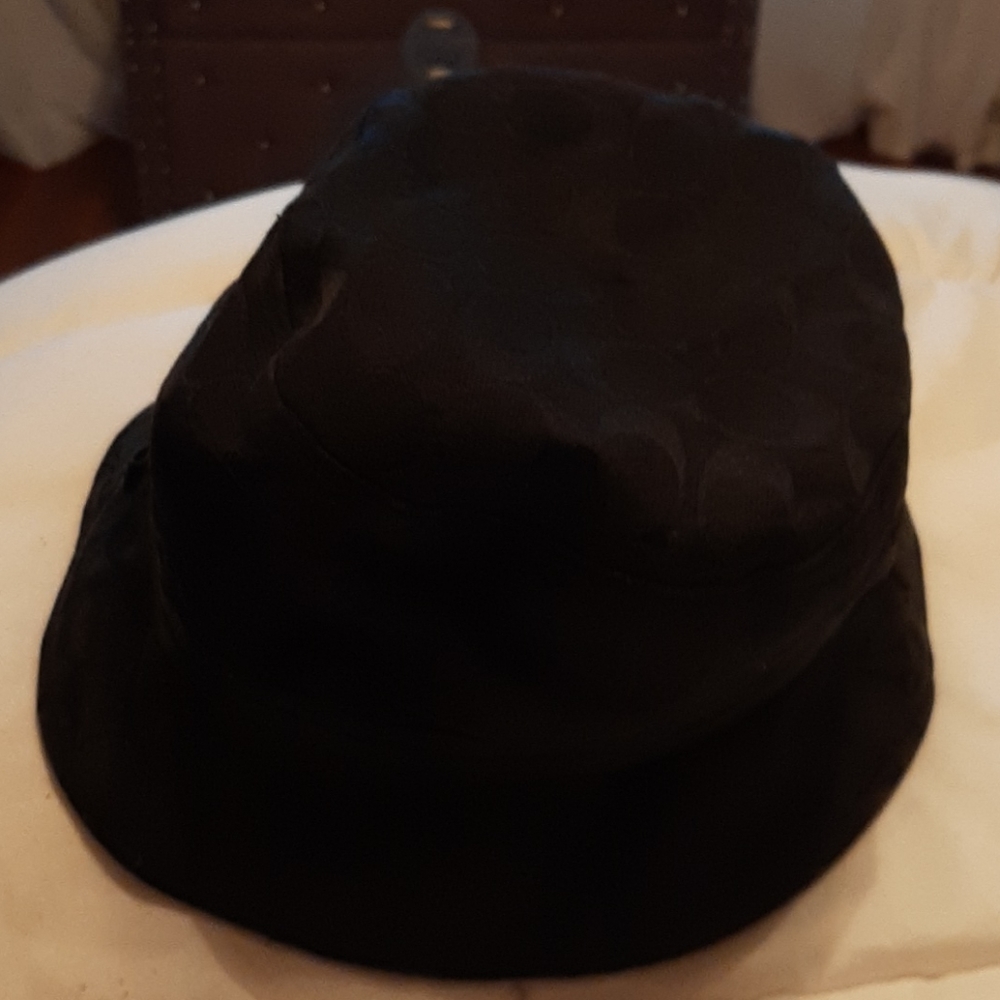 COACH AUTHENTIC RAUN HAT SIZE M/L